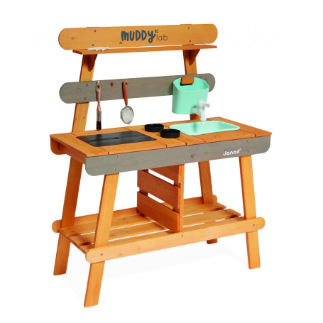 Muddy Lab - Outdoor Kitchen